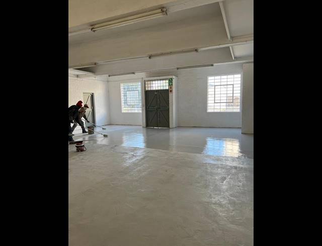 BUSINESS PROPERTY TO RENT IN OBSERVATORY